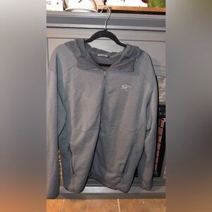 Arc'teryx Charcoal Full-Zip Jacket